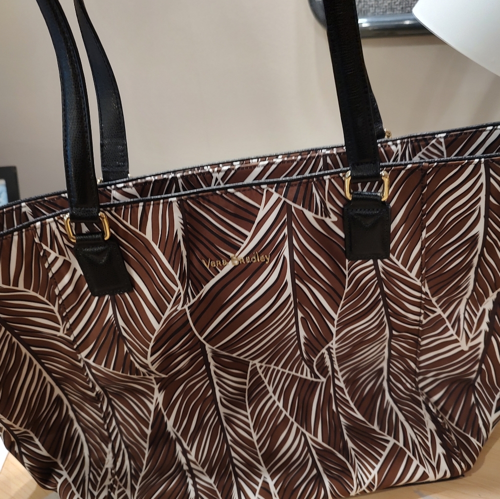 EUC Vera Bradley bag